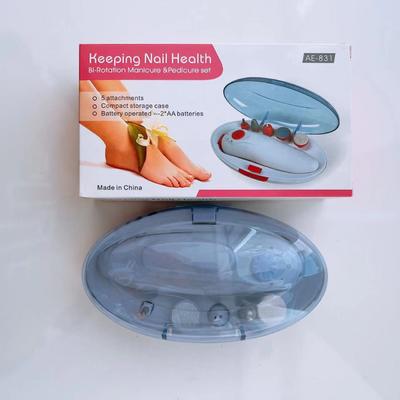 पेडीक्योर टूल्स के लिए पेशेवर पोर्टेबल नेल फाइल सेट और बैटरी संचालित नेल ड्रिल मशीन