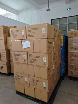 4 तापमान सेटिंग्स और सभी प्रकार के बालों के लिए तेजी से हीटिंग के साथ वायरलेस सिरेमिक ऑटो हेयर कर्लर